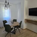 Pavic Apartment *