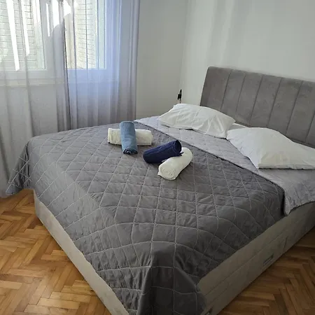 Pavic Apartamento Sukošan