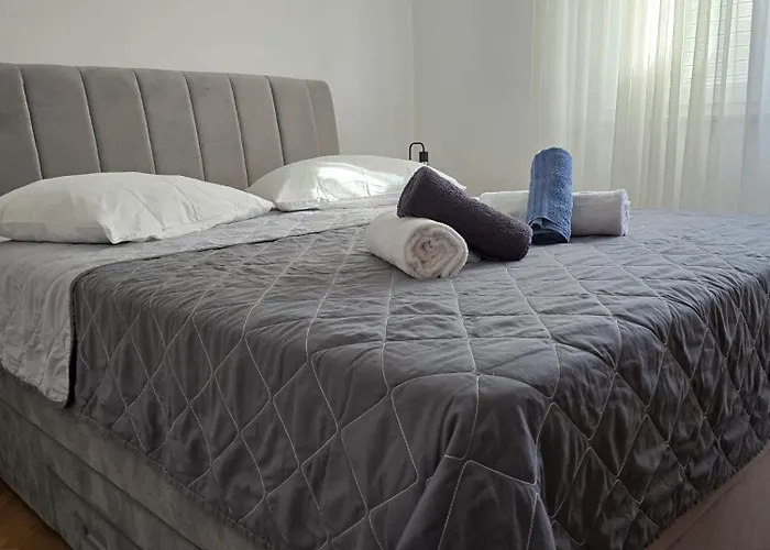 Apartment Pavic *