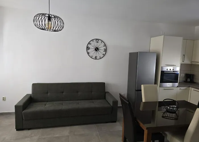 Pavic Apartment *