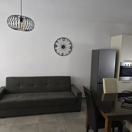 Pavic Apartment *