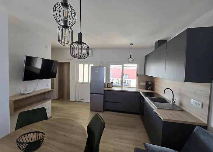 Pavic Сукошан