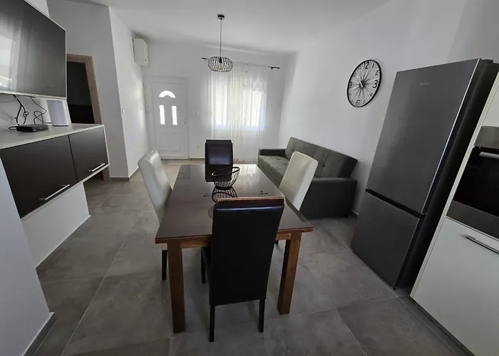 Апартаменты Pavic